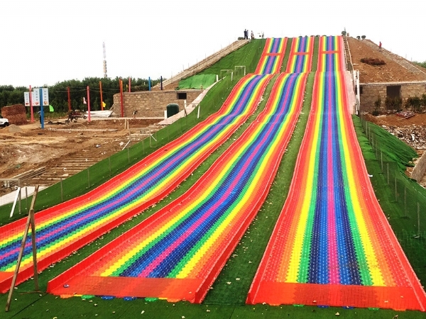 Why do so many people like to play the rainbow slide